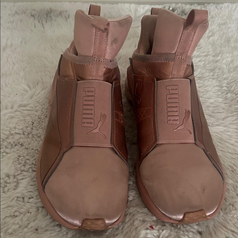 Puma Women's Sneakers in Pink and Brown